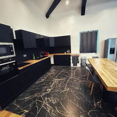 Grande Maison Moderne 5 *